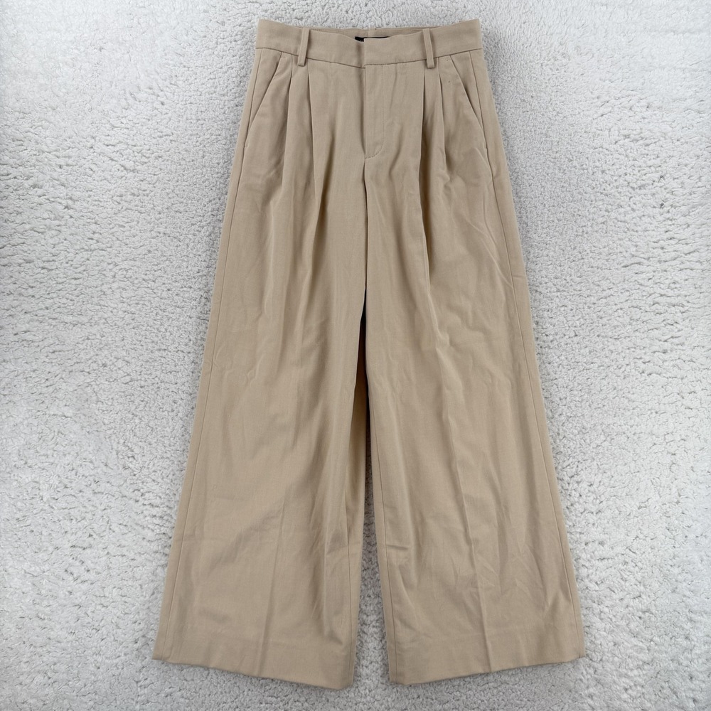 Banana Republic Wide Leg Pants in Khaki